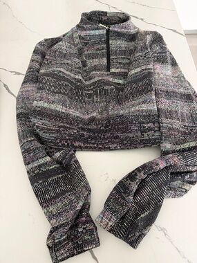 lululemon athletica Black Multi-Color Quarter-Zip Cropped Sweatshirt